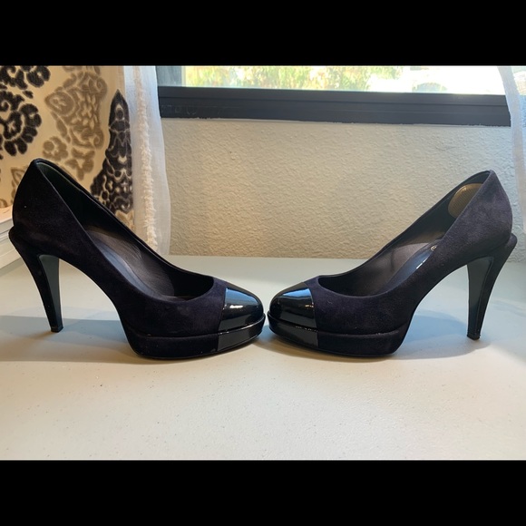 CHANEL Suede & Patent Leather Cap Toe (used) - Picture 5 of 8